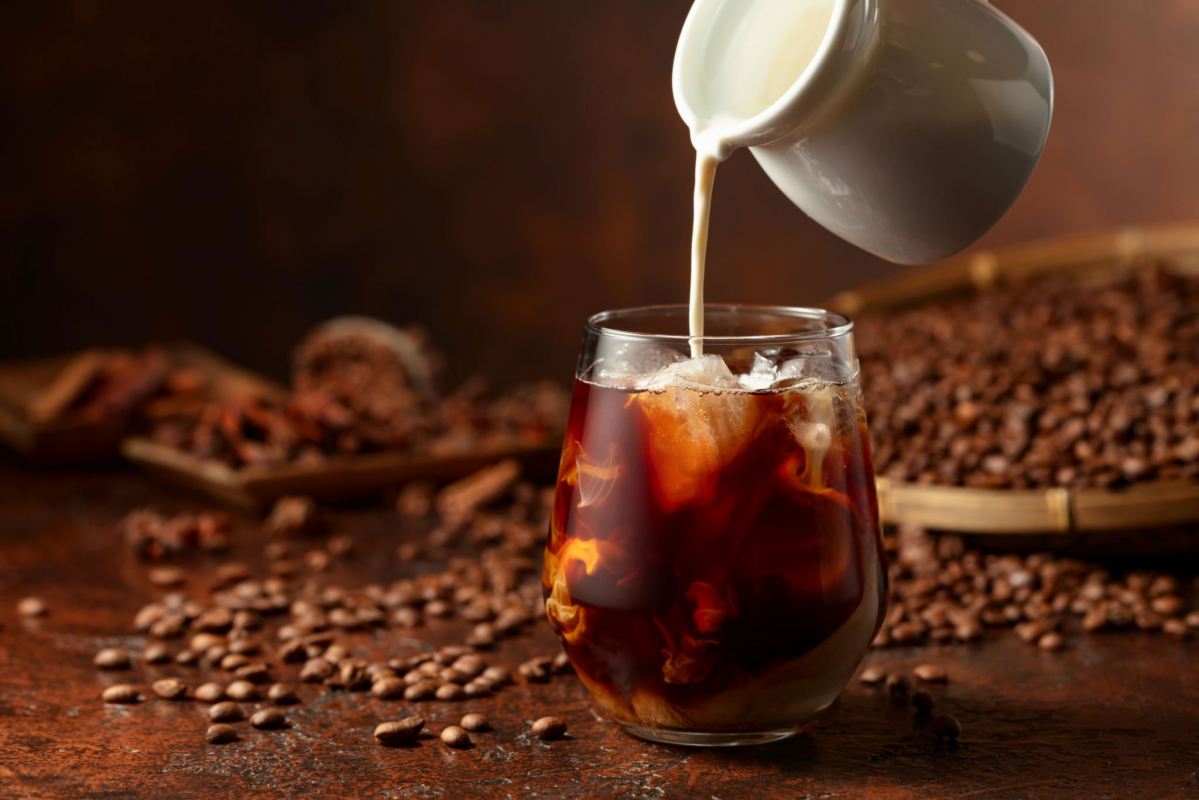 خواص و مضرات آیس کافی