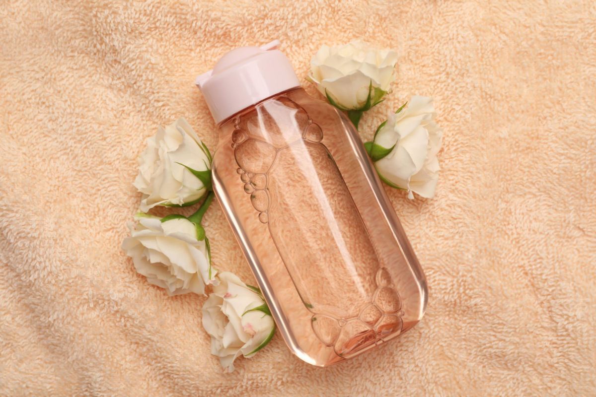 فواید گلاب برای چاقی صورت