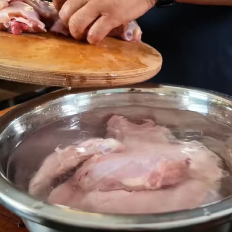 از بین بردن بوی زهم مرغ