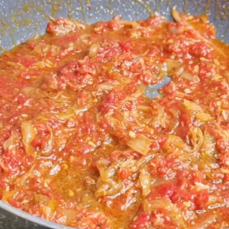 گوجه فرنگی را اضافه کنید