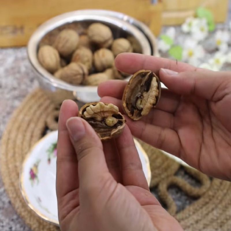 آیا مغز گردو بعد از جوشاندن خیس می شود