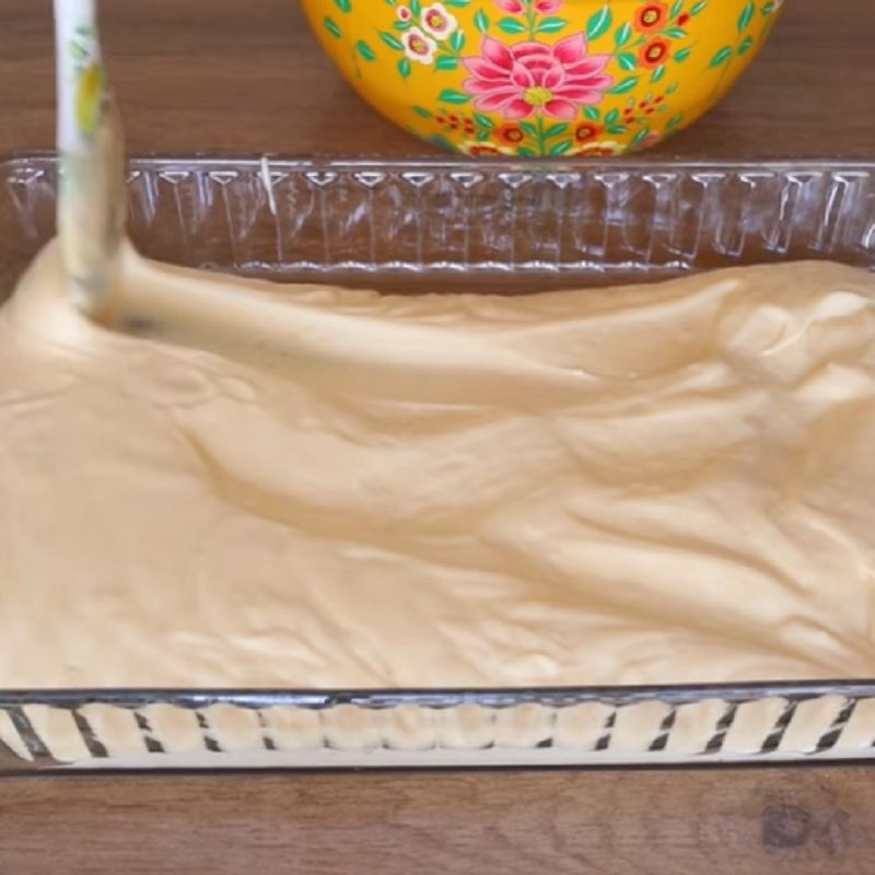 ریختن مایه در قالب