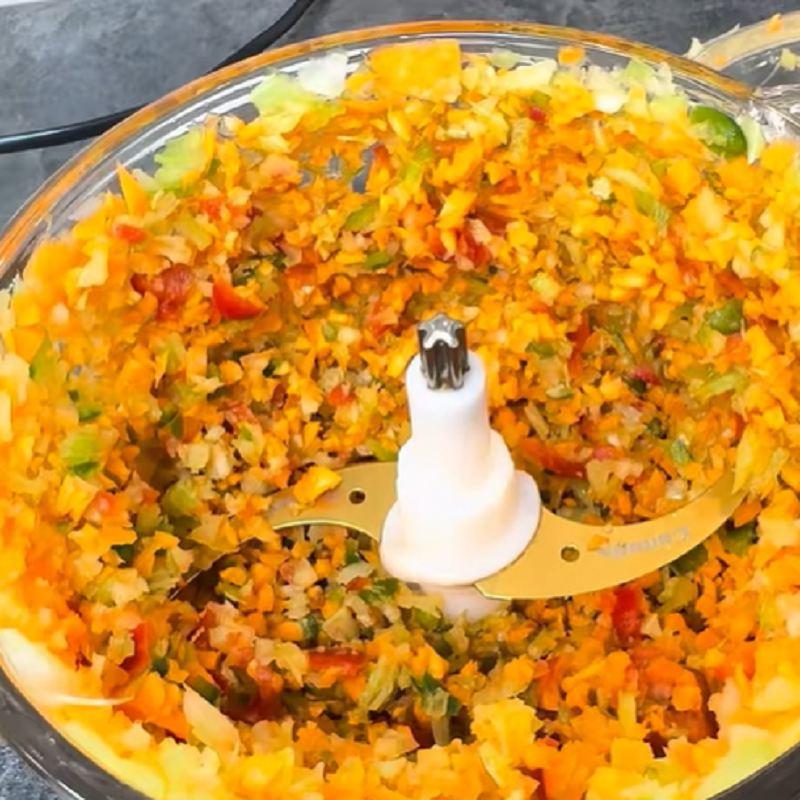 مواد را خرد کنید