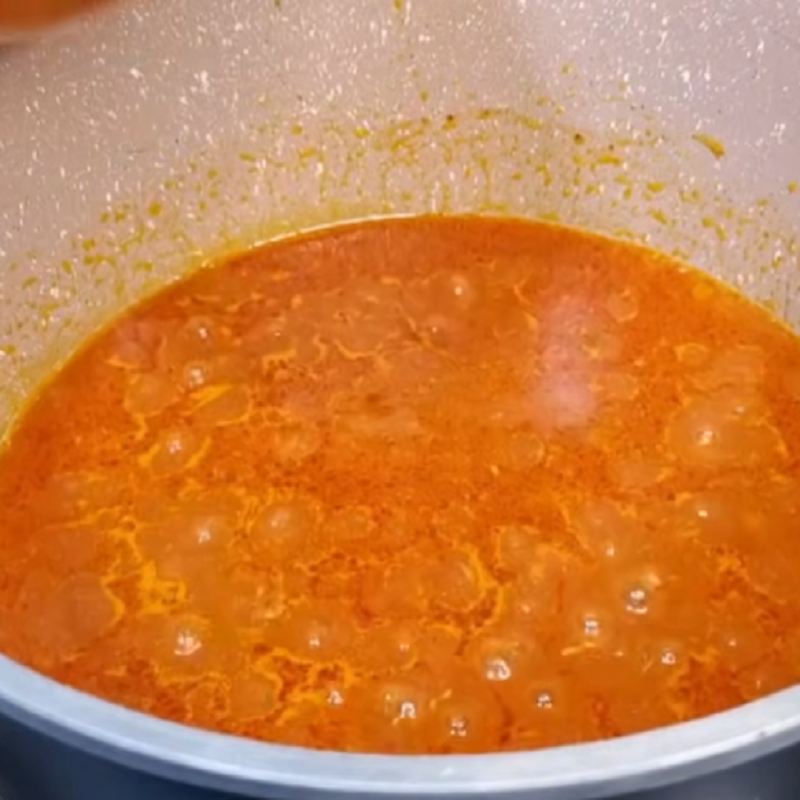 رب گوجه فرنگی را تفت دهید