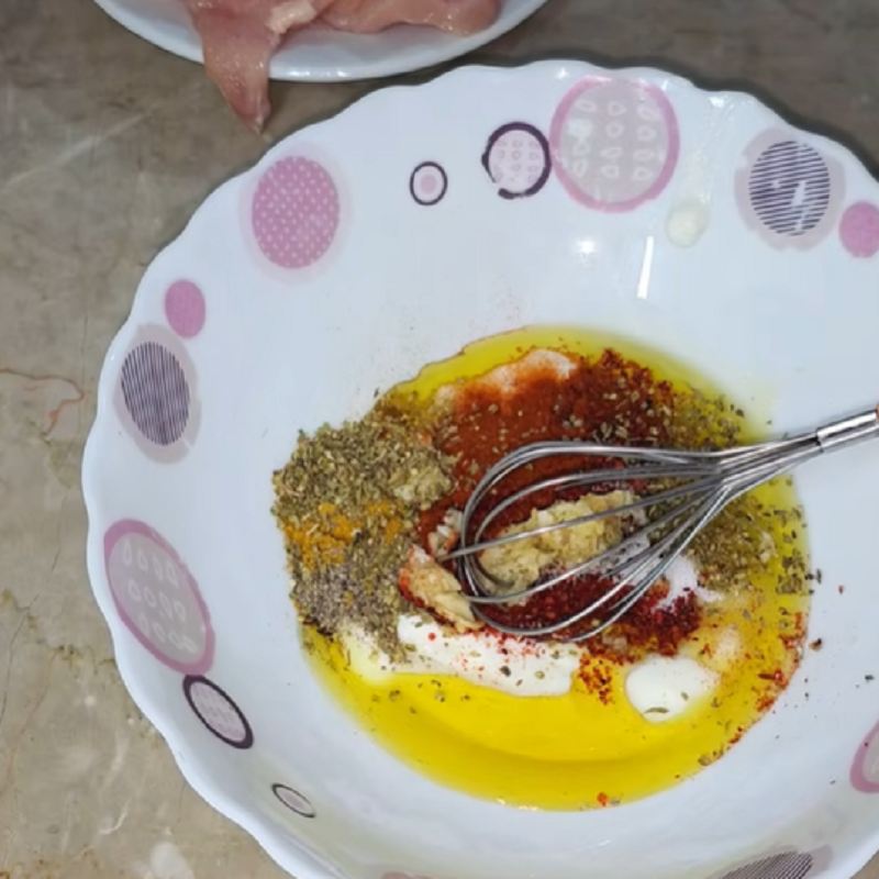 تهیه سس مخصوص مزه دار کردن مرغ