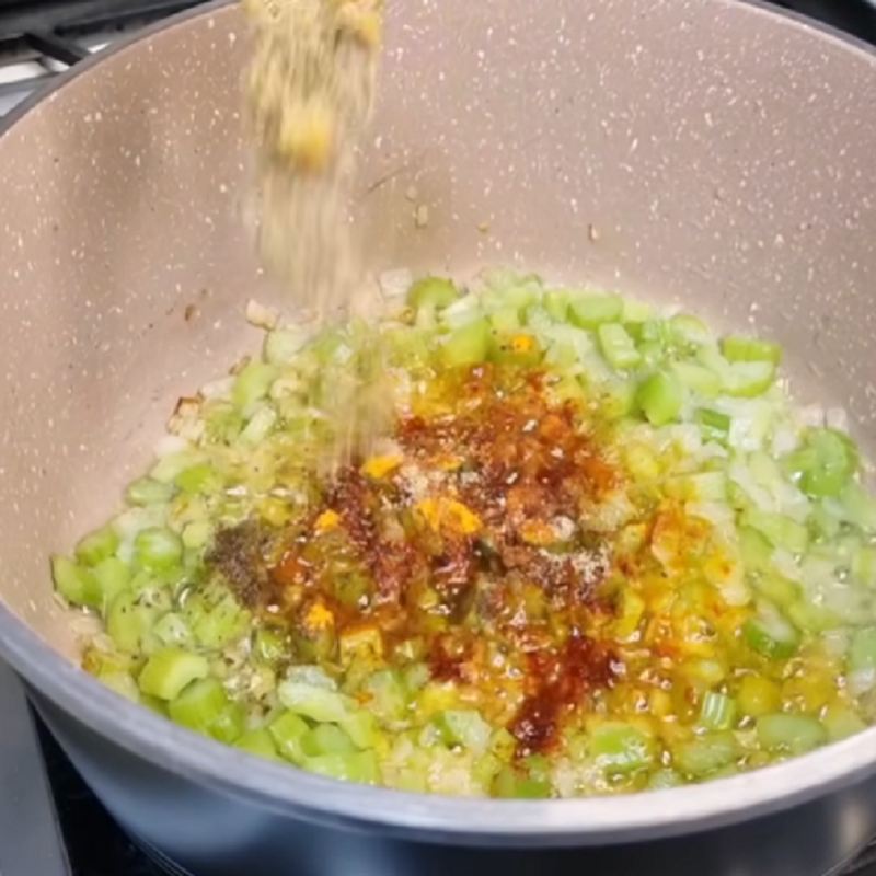 افزودن ادویه ها