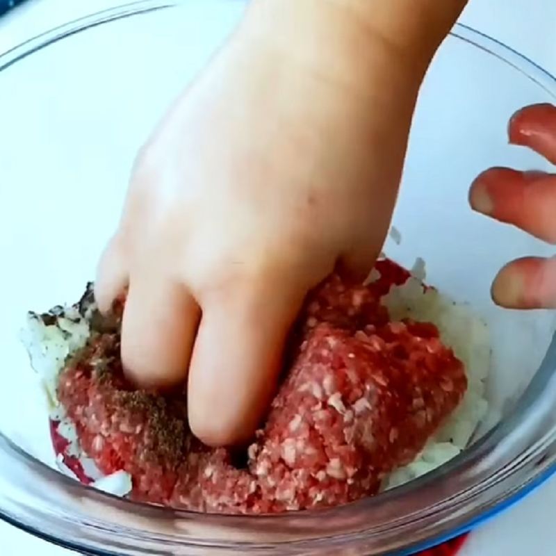 آماده کردن مواد گوشتی