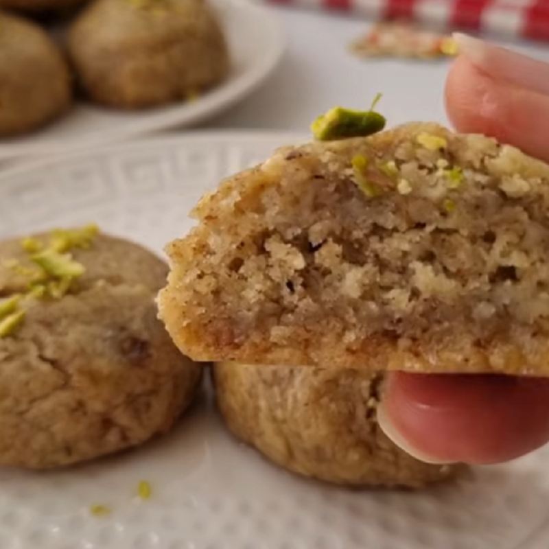 طرز تهیه آسان ترین باقلوای گردویی خانگی بدون خمیر