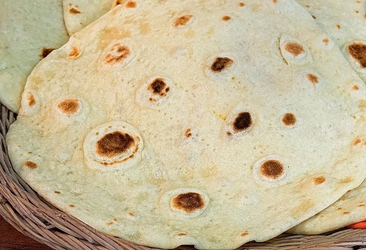 طرز تهیه نان تافتون داغ بدون نیاز به فر در خانه