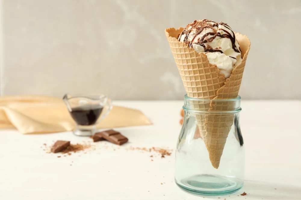 بستنی قیفی