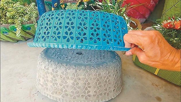 گلدان سیمانی
