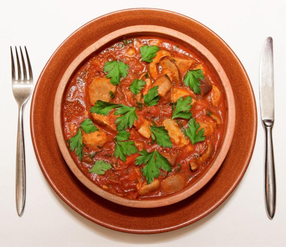 خورشت قارچ و گوجه