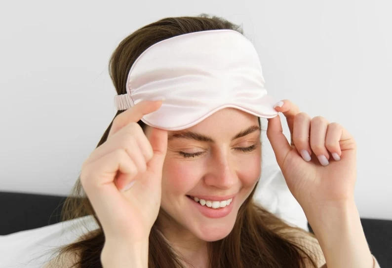 درمان خانگی تاری دید در استفاده از گوشی؛ ۵ شیوه طبیعی!