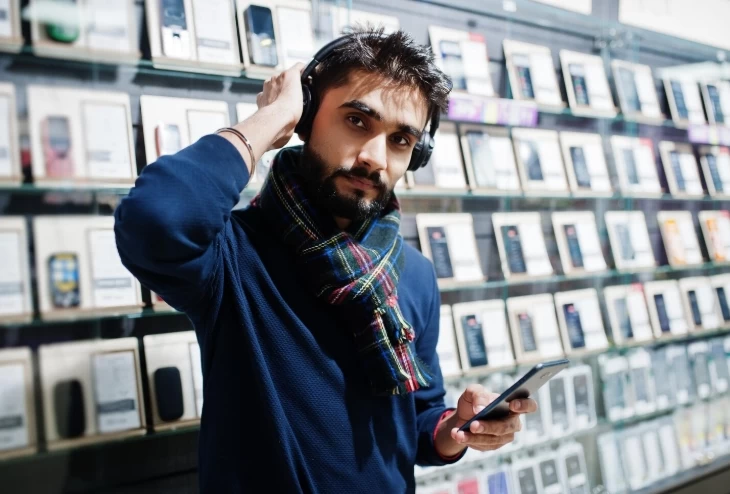 راهنمای خرید گوشی دست دوم؛ ۹ نکته حیاتی برای تست سلامت!