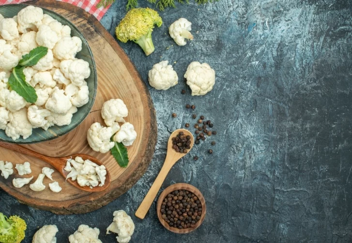 ۹ خاصیت شگفت انگیز گل کلم برای پاکسازی کبد و درخشش پوست!