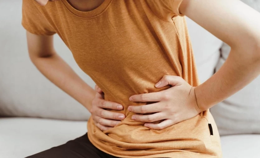 مصرف بیش از حد این ویتامین باعث معده درد شدید می شود!