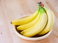 فواید موز برای کمر / تسکین طبیعی دردهای کمر