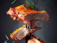 چگونه گوشت قرمز را بپزیم که نرم و خوشمزه شود؟