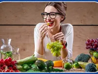 بهترین غذاهای ضد پیری برای درخشش پوست بعد از ۴۰ سالگی