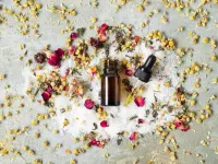 راهنمای گام به گام ساخت اسپری بدن طبیعی | کارآمد و ارزان!