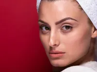 الاستین چیست؟ ۵ راز شگفت انگیز پروتئین فنری پوست!