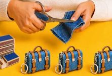 ساخت جاکلیدی چمدانی مینیاتوری با قوطی کبریت و پارچه جین