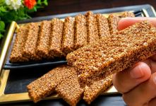 آموزش آسان سوهان کنجدی بازاری خوشمزه با ۲۵۰ گرم کنجد