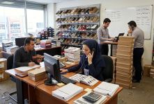 ۱۰ بهترین تولیدی کفش بدون واسطه تهران (از کجا کفش عمده بخریم؟)