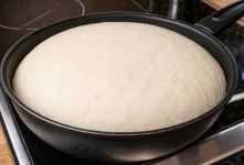 طرز تهیه نان تابه ای در ۳ دقیقه بدون ورز دادن و بدون فر
