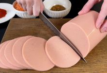 طرز تهیه کالباس خشک بازاری بدون نیاز به ذره ای گوشت
