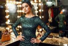 اصطلاح Slay چیست؟ معنی اسلی و کاربرد آن