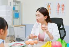 بهترین منابع پروتئین برای کودکان + برنامه غذایی سرشار از پروتئین برای کودکان بدغذا