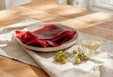 کالری لواشک غوره چقدر است و چطور باید آن را در رژیم غذایی جای داد ؟