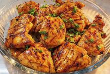 طرز تهیه فیله مرغ تابه ای نرم و آبدار با طعم کبابی