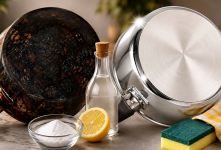 تمیز کردن قابلمه و ماهیتابه سیاه؛ ترفندهای طلایی برای برق انداختن ظروف سوخته مثل روز اول