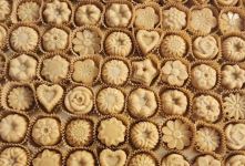 حلوا خشک نخودچی؛ شیرینی سنتی و خوش عطر که بدون فر آماده می شود!