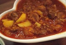 طرز تهیه خورش عدس طالقان (مرجو خورش)؛ خورش سنتی و خوش عطر قزوینی با طعم بی نظیر عدس و گوشت