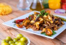 دوپیازه خساک بوشهری؛ غذای دریایی تند و خوش عطر جنوبی با دستور سنتی
