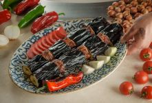 طرز تهیه سورملی کباب به روش رستورانی؛ کباب آبدار با بادمجان کبابی و عطر دودی فوق العاده