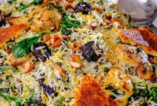 طرز تهیه دمی اسفناج با مرغ؛ یک غذای خوش رنگ و مجلسی با عطر و طعمی بی نظیر