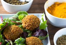 طرز تهیه ادویه فلافل خانگی؛ راز خوشمزگی فلافل ساندویچی و جنوبی با عطر فوق العاده