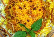 طرز تهیه رشته پلو با قیسی؛ پلویی مجلسی و خوش عطر با طعم شیرین و ملس