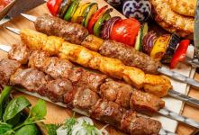 طرز تهیه کباب قفقازی مخصوص و رستورانی؛ کباب نرم و آبدار با طعم فوق العاده!