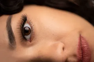 مژه های مصنوعی از چی درست میشه؟
