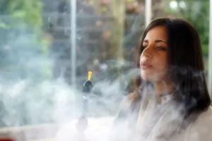 خطرات کشیدن سیگار و قلیان بعد از عمل بینی را جدی بگیرید !