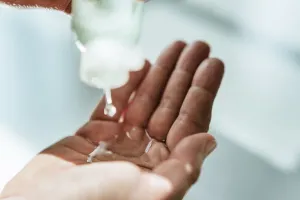 الکل صنعتی: پاک است یا نجس؟