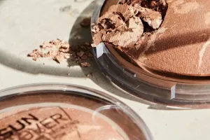 راهنمای خرید پودر برنزه کننده مناسب برای صورت و بدن
