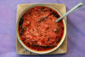طرز تهیه سوپ زرشک خوشمزه و مقوی