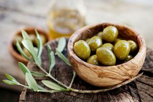 خواص زیتون برای کبد؛ از پیشگیری از کبد چرب تا سم زدایی طبیعی