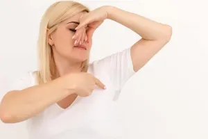 موثرترین گیاهان دارویی برای رفع بوی بد عرق زیر بغل